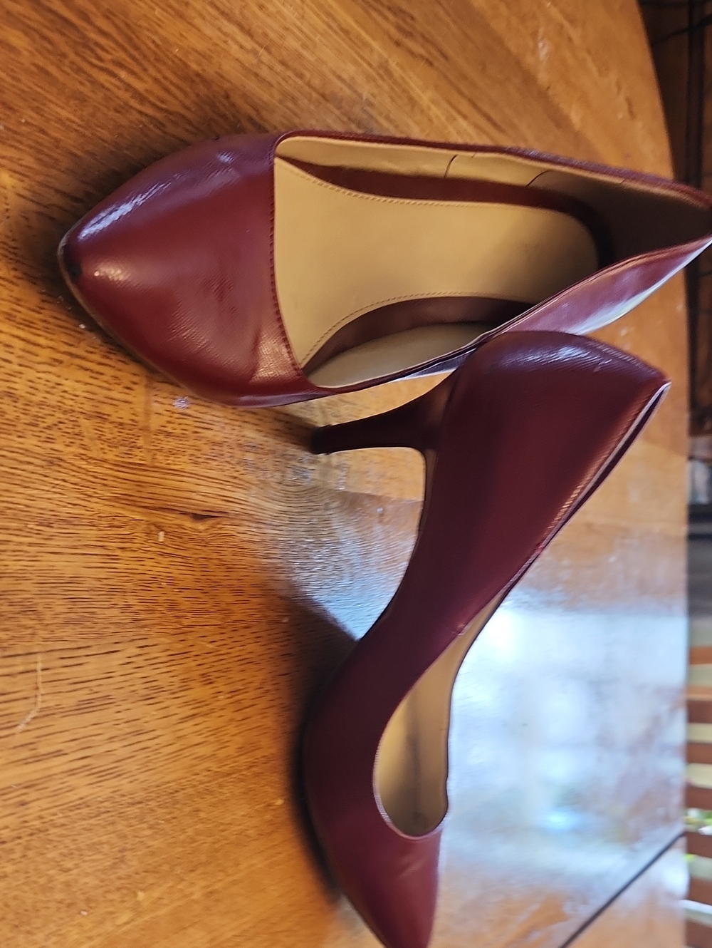 Women’s Pointed Toe Burgundy High Heels, Minor Scuff 9.5